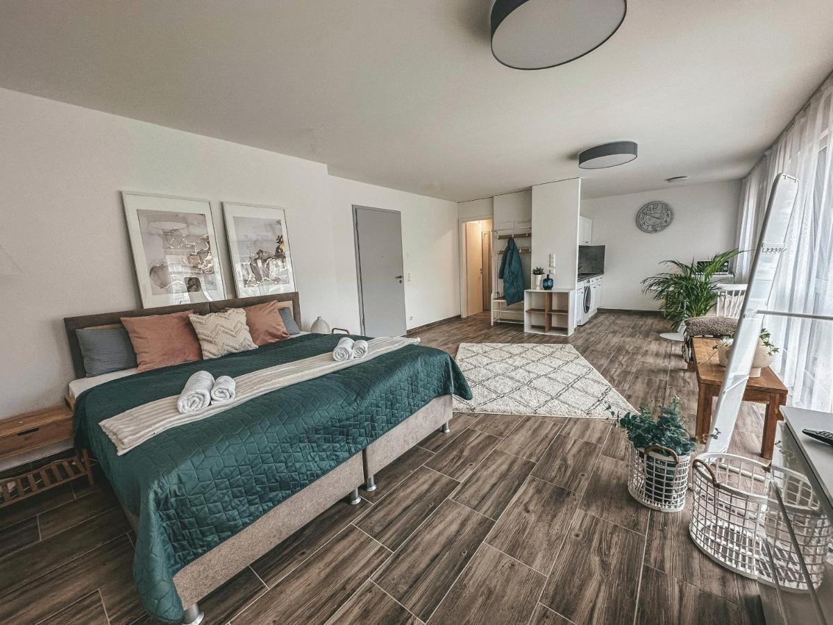Sali Homes Elegant And Stylish Retreat In Heart Of Bayreuth, Close To River Εξωτερικό φωτογραφία