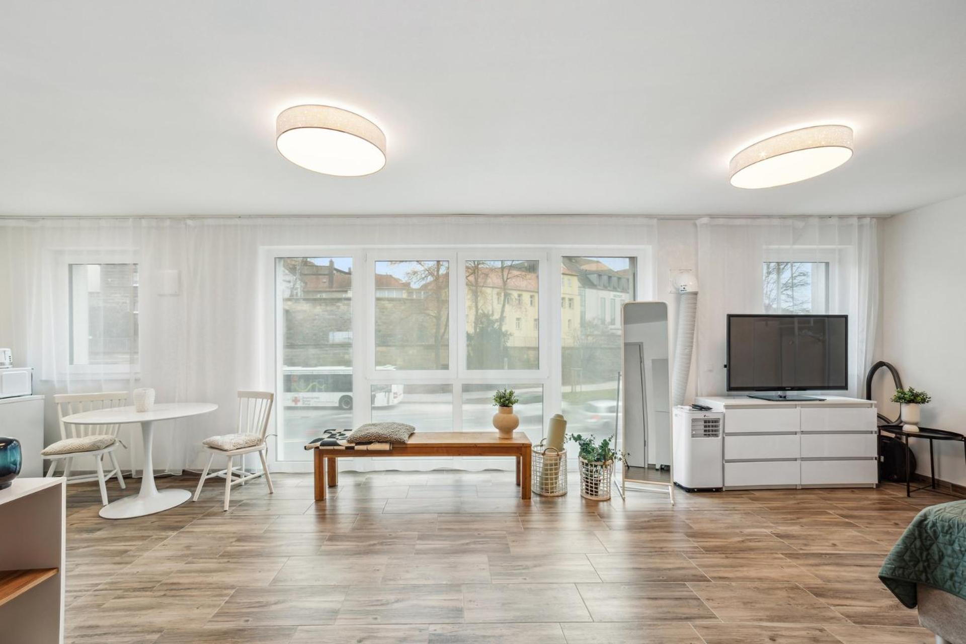 Sali Homes Elegant And Stylish Retreat In Heart Of Bayreuth, Close To River Εξωτερικό φωτογραφία